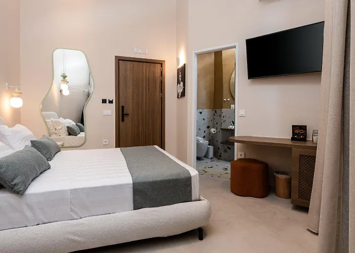 Madonna Del Mare Chania (Crete)